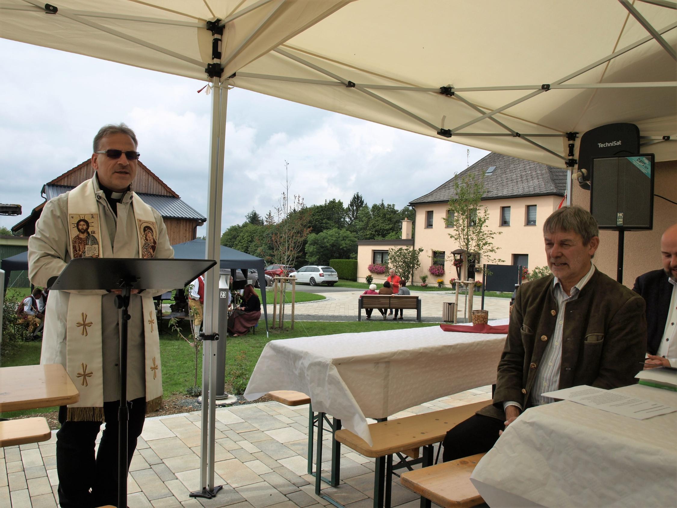 Außenanlagen Schlegelshaid (3).JPG