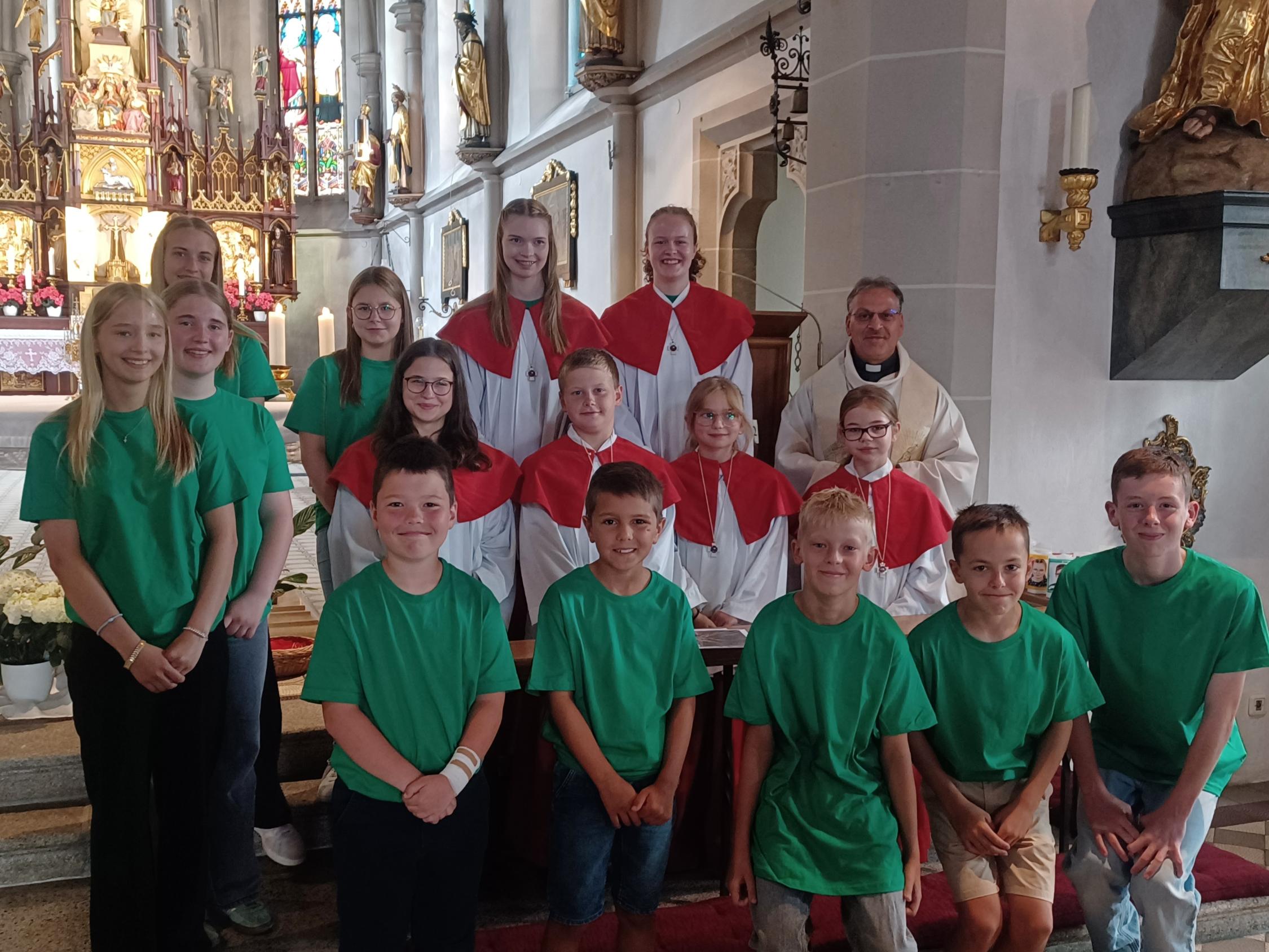 Ministranten Steinwiesen.jpg