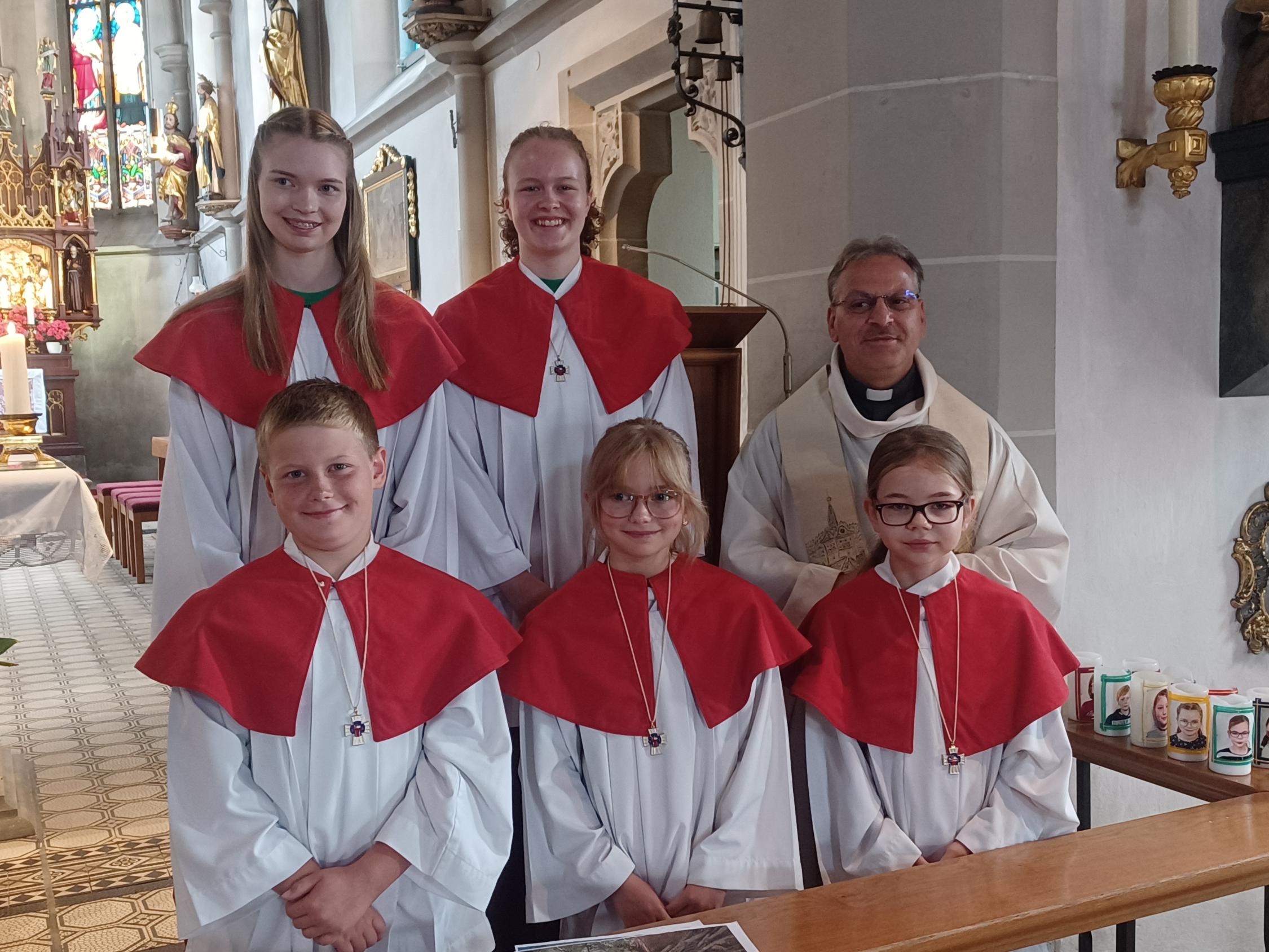 Neue Ministranten Steinwiesen.jpg