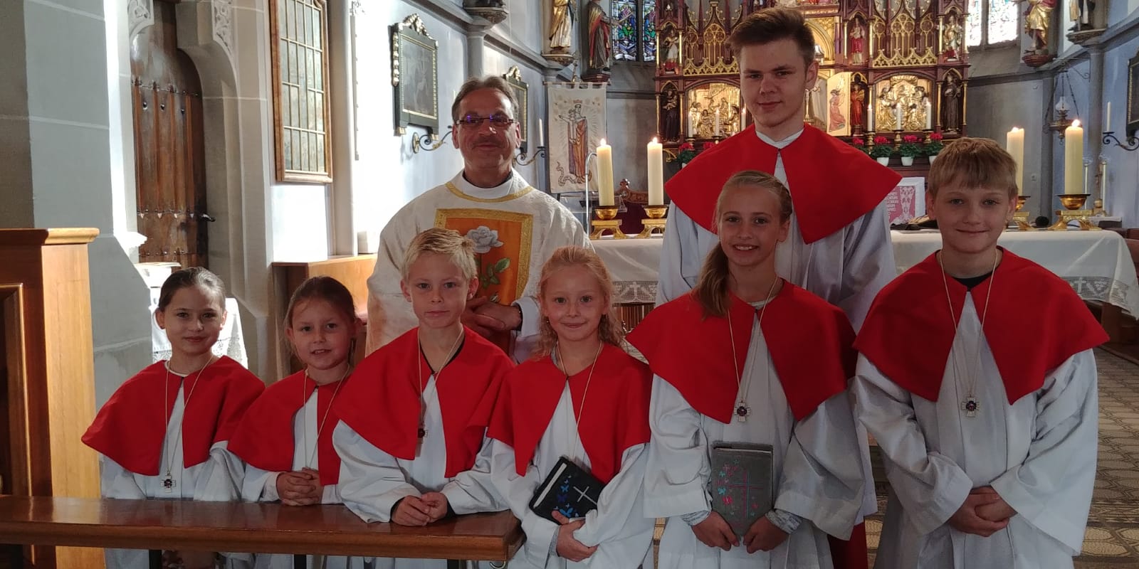 6 neue Ministranten (2019)